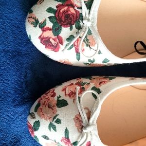 Floral Flats, H&M Size 38